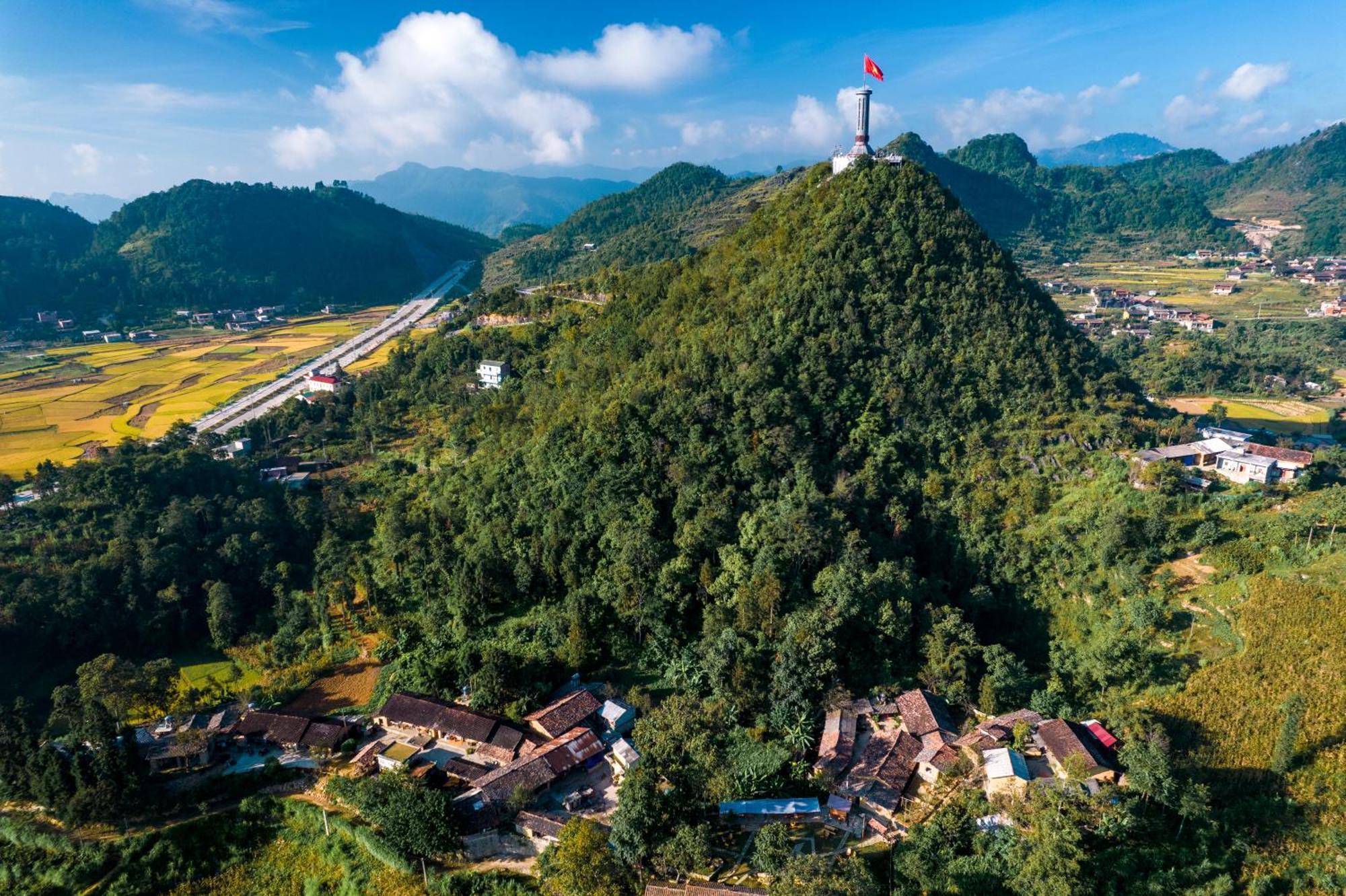 Then Pa Village